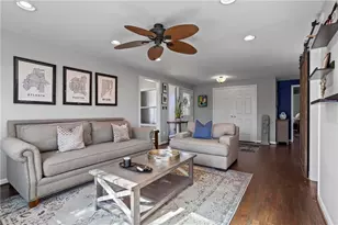 2102 Fairway Cir NE, Atlanta, GA 30319 - Photo 2