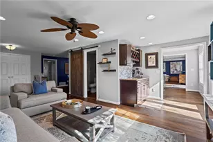 2102 Fairway Cir NE, Atlanta, GA 30319 - Photo 16