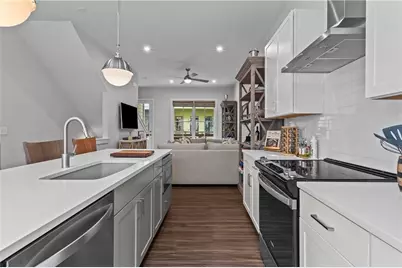 1056 Crest Circle SE #223, Atlanta, GA 30316 - Photo 12