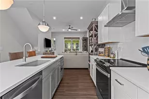 1056 Crest Cir SE, Atlanta, GA 30316 - Photo 12