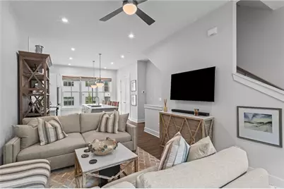 1056 Crest Circle SE #223, Atlanta, GA 30316 - Photo 8