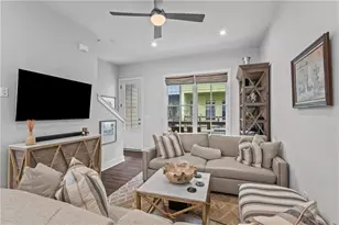 1056 Crest Cir SE, Atlanta, GA 30316 - Photo 6