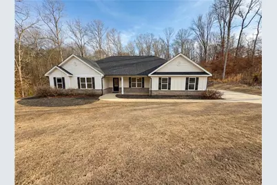 951 Oconee Lane, Commerce, GA 30529 - Photo 1