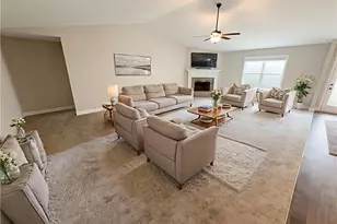 951 Oconee Ln, Commerce, GA 30529 - Photo 2