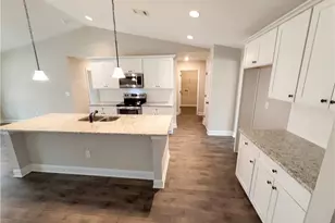 951 Oconee Ln, Commerce, GA 30529 - Photo 14