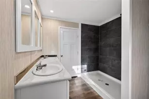 720 Woodland Cir, Loganville, GA 30052 - Photo 18