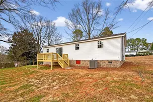 720 Woodland Cir, Loganville, GA 30052 - Photo 6