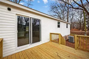 720 Woodland Cir, Loganville, GA 30052 - Photo 8