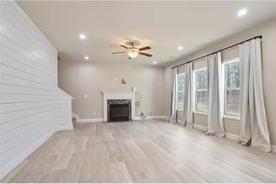 811 Walnut Woods Drive, Braselton, GA 30517 - Photo 4