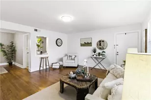 3660 Peachtree Rd NE, Atlanta, GA 30319 - Photo 6