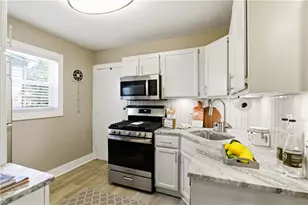 3660 Peachtree Rd NE, Atlanta, GA 30319 - Photo 10