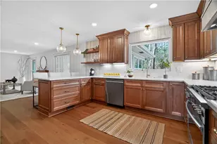 12080 Mountain Laurel Dr, Roswell, GA 30075 - Photo 8