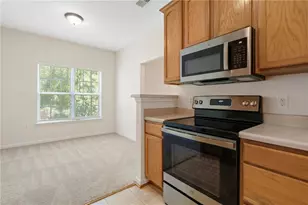 3300 Dogwood Dr, Hapeville, GA 30354 - Photo 6