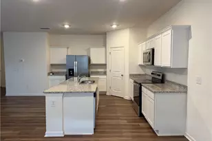 119 Pond Ct, Hoschton, GA 30548 - Photo 6