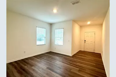 119 Pond Court, Hoschton, GA 30548 - Photo 4