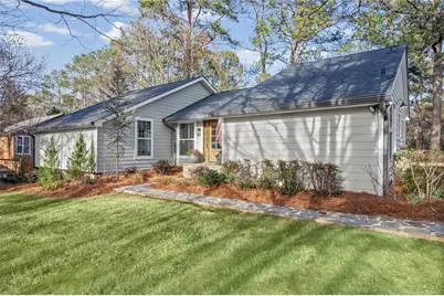 1611 Canton Hills Circle, Marietta, GA 30062 - Photo 4