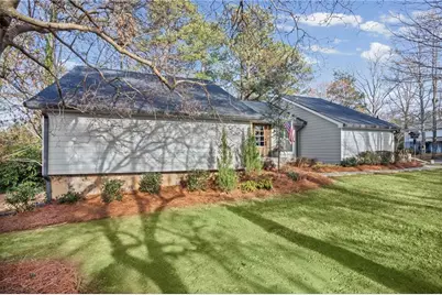 1611 Canton Hills Circle, Marietta, GA 30062 - Photo 2