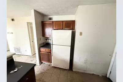 2176 Wellington Circle, Lithonia, GA 30058 - Photo 8