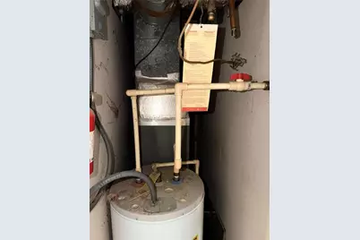 2176 Wellington Circle, Lithonia, GA 30058 - Photo 14