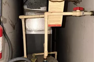 2176 Wellington Cir, Lithonia, GA 30058 - Photo 14