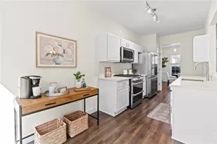 5338 Medlock Corners Dr, Peachtree Corners, GA 30092 - Photo 10