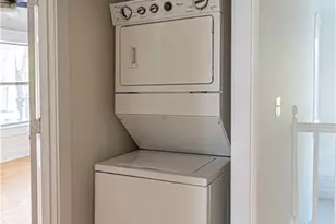 815 Edgewood Ave, Atlanta, GA 30307 - Photo 16