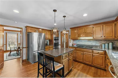 3989 Spalding Glen Drive, Peachtree Corners, GA 30360 - Photo 20