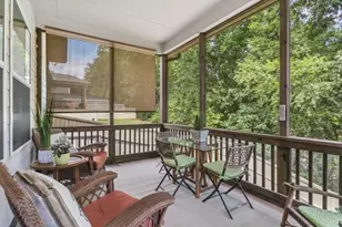 243 Cordova St, Woodstock, GA 30189 - Photo 2
