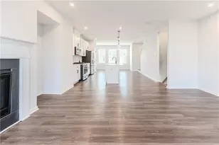 1276 May Elm Ln, Lawrenceville, GA 30043 - Photo 10