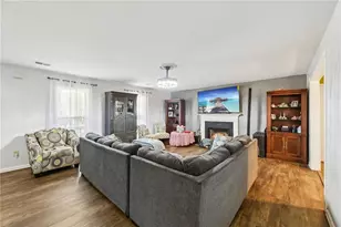 131 Patricia Terrace, Grayson, GA 30017 - Photo 2