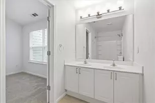 1057 Liberty Pkwy NW, Atlanta, GA 30318 - Photo 24