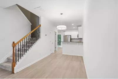 1057 Liberty Parkway NW, Atlanta, GA 30318 - Photo 8