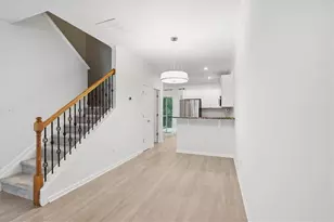 1057 Liberty Pkwy NW, Atlanta, GA 30318 - Photo 8