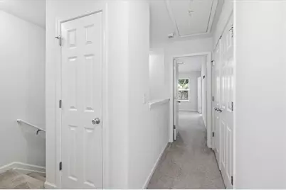 1057 Liberty Parkway NW, Atlanta, GA 30318 - Photo 24