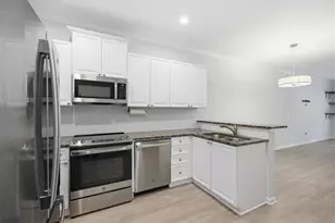 1057 Liberty Pkwy NW, Atlanta, GA 30318 - Photo 12