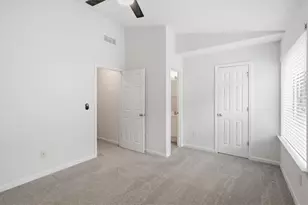 1057 Liberty Pkwy NW, Atlanta, GA 30318 - Photo 18
