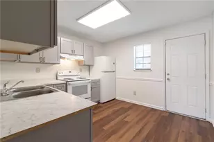 3235 Sarah Lou Dr, Snellville, GA 30078 - Photo 10