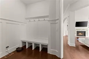 1025 Nash Springs Cir, Lilburn, GA 30047 - Photo 14