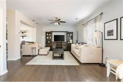 1569 Avalon Creek Road, Sugar Hill, GA 30518 - Photo 10