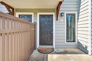 110 Park Ridge Cir, Marietta, GA 30068 - Photo 2