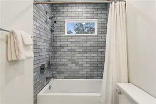 734 Woodley Dr NW, Atlanta, GA 30318 - Photo 24