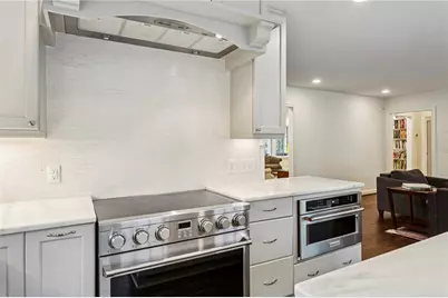 734 Woodley Drive NW, Atlanta, GA 30318 - Photo 14