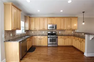 802 Glenivy, Marietta, GA 30062 - Photo 10