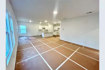 5376 Heron Bay Boulevard, Locust Grove, GA 30248 - Photo 8