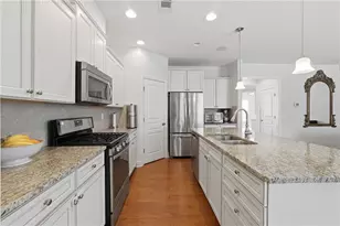 418 Spring View Dr, Woodstock, GA 30188 - Photo 6