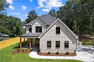 105 Beech Creek Cir, Winder, GA 30680 - Photo 2