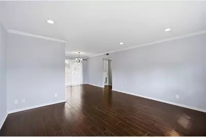 4266 Roswell Road NE #E4, Atlanta, GA 30342 - Photo 4