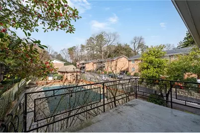 4266 Roswell Road NE #E4, Atlanta, GA 30342 - Photo 6