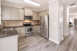 1137 Liberty Pkwy NW, Atlanta, GA 30318 - Photo 10
