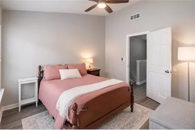 1137 Liberty Parkway NW, Atlanta, GA 30318 - Photo 22